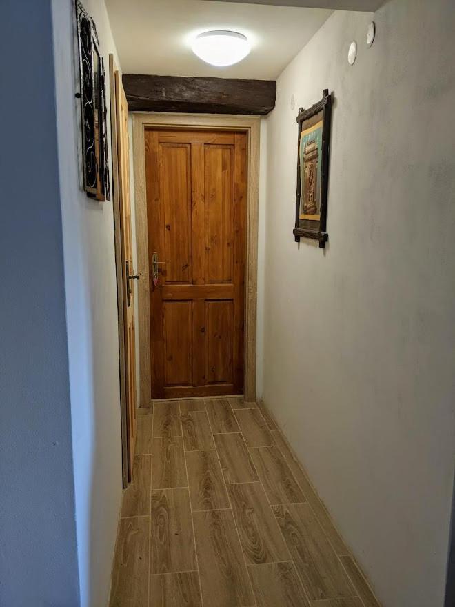 Chalupa u rybníka Střehom Dolní Bousov Exteriér fotografie